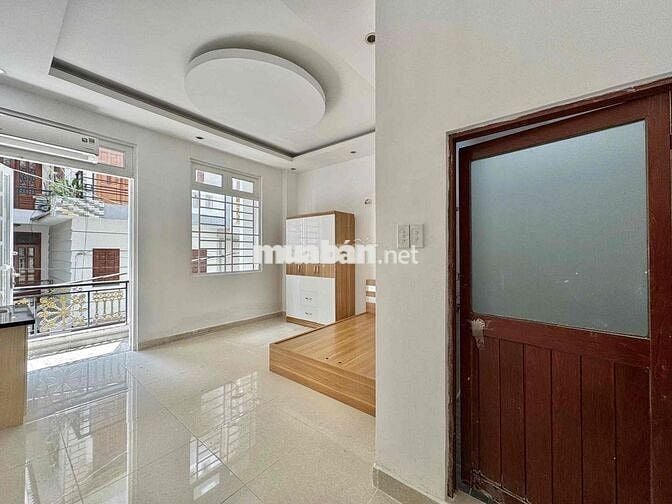 CHO THUÊ PHÒNG STUDIO BAN CÔNG FULL NỘI THẤT GẦN EMART PHAN HUY ÍCH