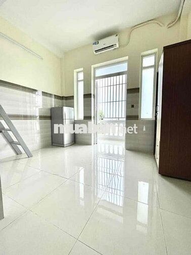 P gác cao Full nthat cửa sổ ban công 3tr8-4tr4
