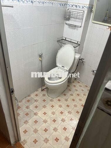 Chủ mua nhà mới bán gấp nhà 30m2, đường Lê Văn Lương, Quận7,nhỉnh 3 tỷ