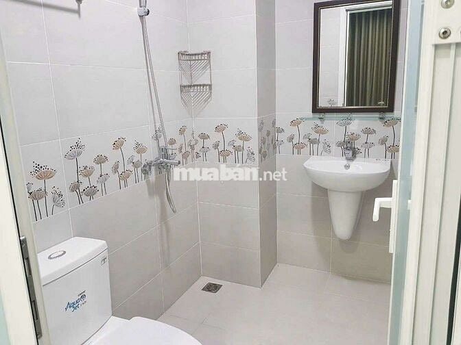 CHO THUÊ CHDV 35m2 FULL NỘI THẤT ĐƯỜNG PHAN XÍCH LONG GẦN QUẬN 1