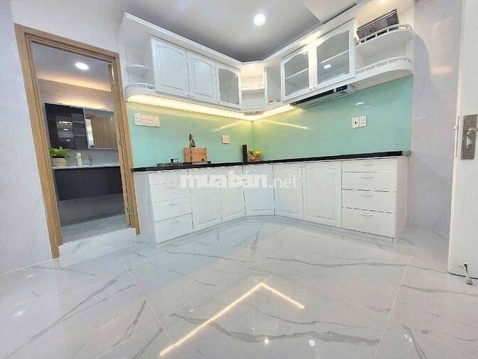 Chung cư Miếu Nổi, sát quận 1, 64m2, 4.35 tỉ TL, full nội thất đẹp.