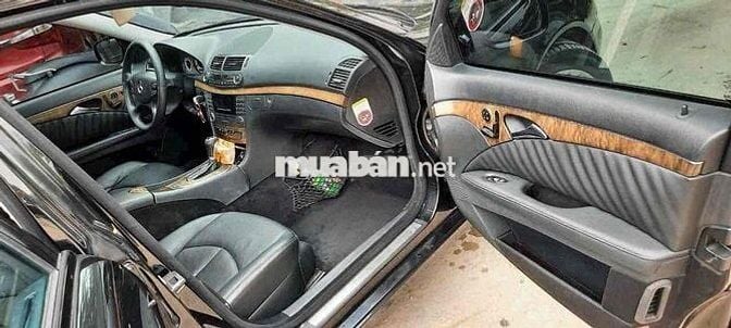 Mercedes Benz E Class 2004 E200 - 400000 km