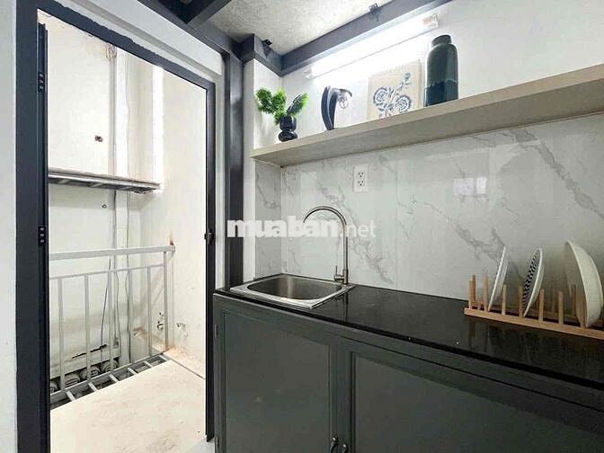 CH DUPLEX NGAY VĂN LANG CAO CẤP CÓ THANG MÁY - HẦM XE