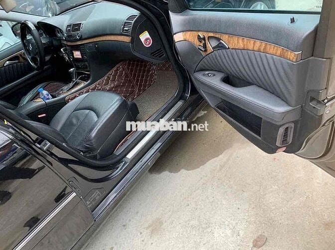 Mercedes Benz E Class 2004 E200 - 400000 km