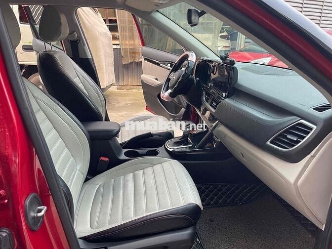 Kia Seltos 2021 Premium 1.4 AT - 50000 km