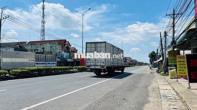 Cần bán lô đất 172,2m2 ngay chợ Chánh Lưu, sát ĐT 741