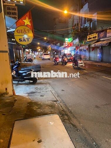 Mặt Tiền Phan Văn Trị 100m2 Có 1 Lầu 2 Phòng Ngủ Sát Bên Bùi Đình Túy