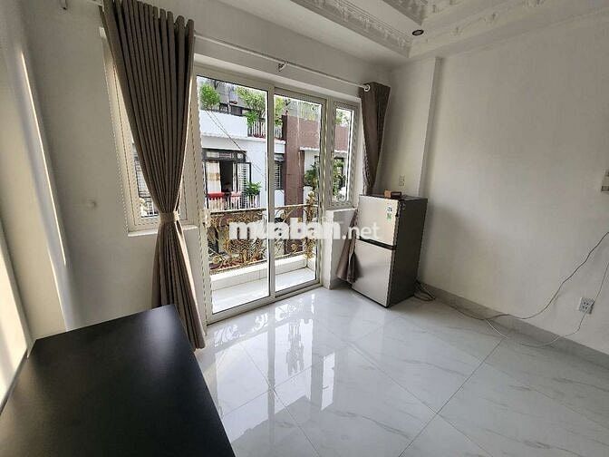 Cho thuê chdv trục trung tâm hành chính Nguyễn Văn Trỗi sát Q1