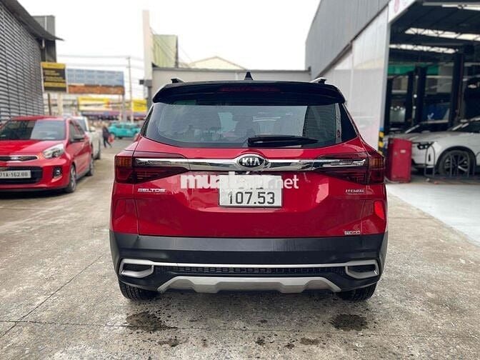 Kia Seltos 2021 Premium 1.4 AT - 50000 km