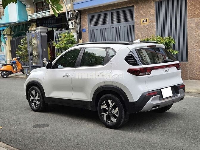 Kia Sonet model 2024 1.5 số tự động trắng đẹp