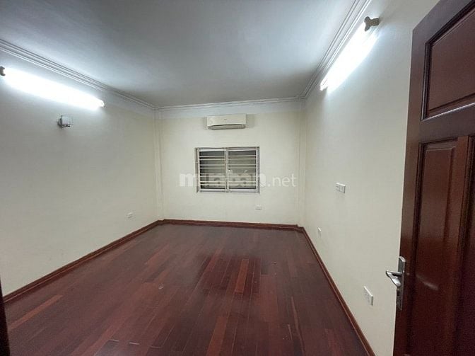 Nhà riêng ngõ phố kim ngưu lạc trung dt55m2x5t giá 20tr 
