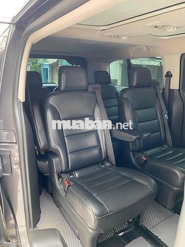Peugeot Traveller 2019 Luxury - 83000 km