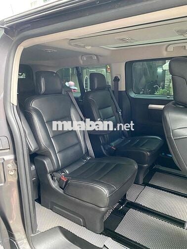 Peugeot Traveller 2019 Luxury - 83000 km