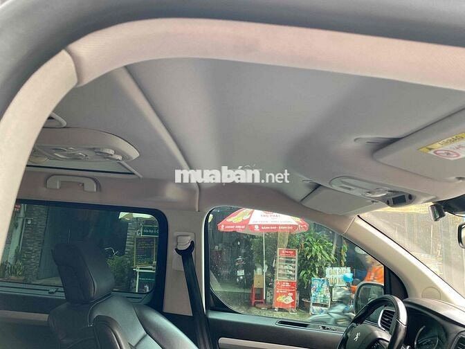 Peugeot Traveller 2019 Luxury - 83000 km