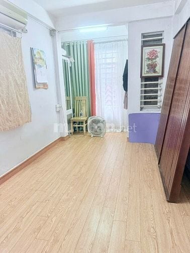 Cho thuê nhà khu vực Văn Miếu,  Quốc Tử Giám 