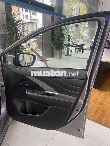 🚗🚗GIÁ ƯU ĐÃI ! Xpander AT Và PRE Slượng ít 2025