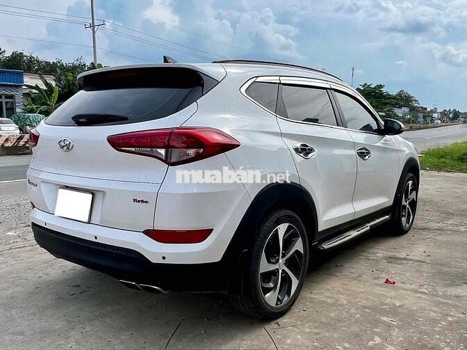 Hyundai Tucson 2018 1.6 AT Turbo - 65000 km