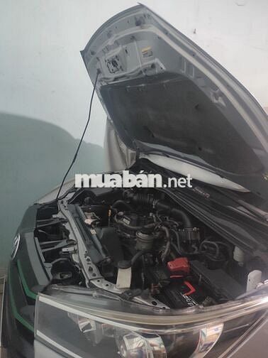 Toyota Innova 2017 2.0E - 160000 km