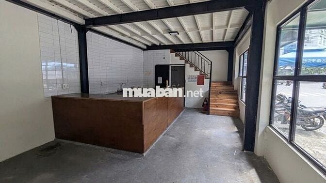 Mặt Tiền Đường Nguyễn Hồng Đào Ngay Chung Cư Và Ngã Ba Âu Cơ.