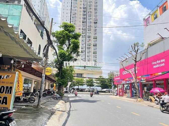 Mặt Tiền Đường Nguyễn Hồng Đào Ngay Chung Cư Và Ngã Ba Âu Cơ.
