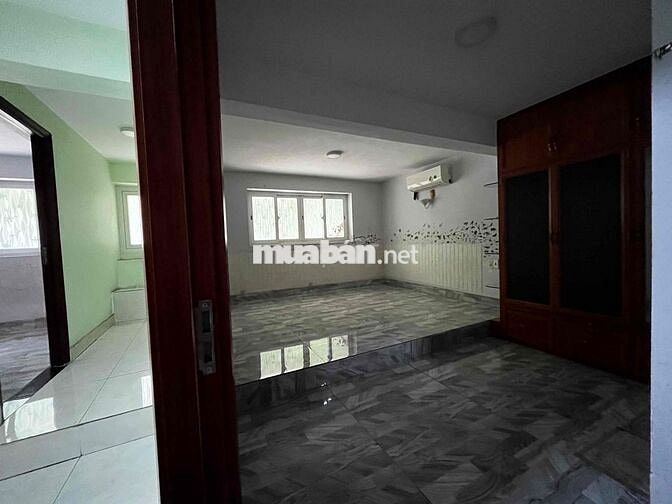 Cho thuê mặt bằng kinh doanh Tân Phú giá rẻ diện tích lớn