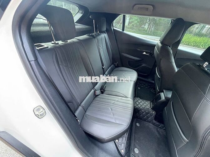 Peugeot 2008 2022 GT Line 1.2 AT - 50000 km