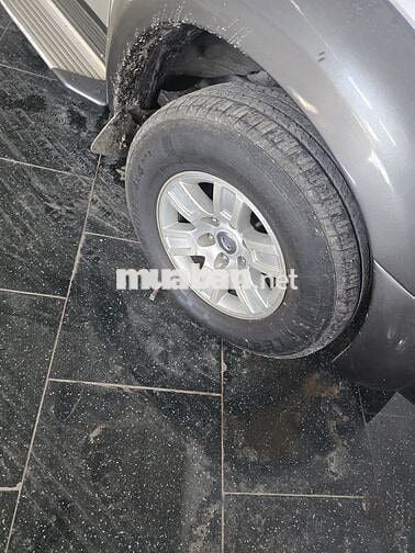 Ford Everest 2007 2.5L 4x2 MT - 250 km