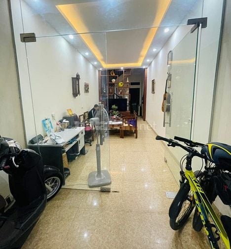 Bán nhà Giáp Bát - Hoàng Mai: 54m, 4 tầng. Giá 16tỷ. Ôtô tránh, Vỉa hè Bán nhà Giáp Bát - Hoàng Mai: 54m, 4 tầng. Giá 16tỷ. Ôtô tránh, Vỉa hè