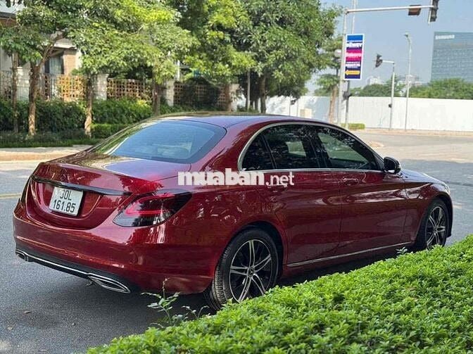 Mercedes Benz  C180 sx 2020  chạy 70000 km quá đep