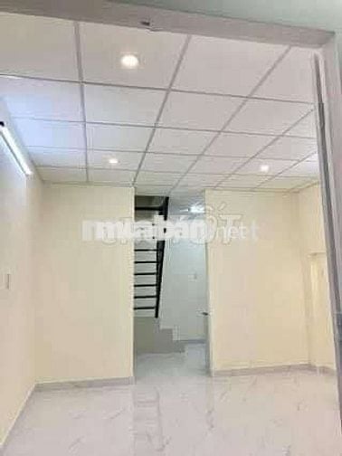 Cho thuê nhà ngay cầu bông p1 Bình Thạnh