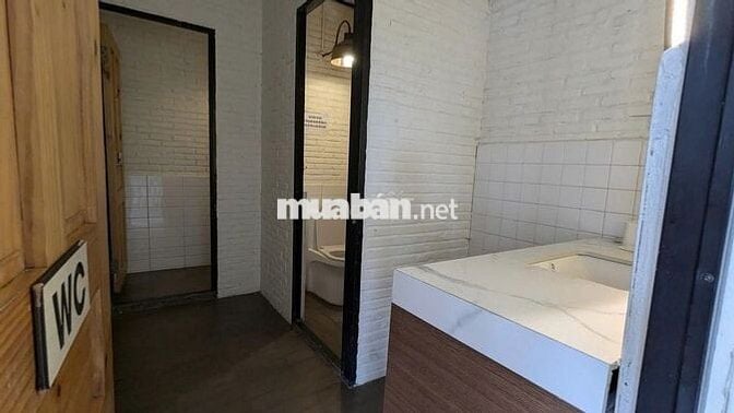 Mặt Tiền Đường Nguyễn Hồng Đào Ngay Chung Cư Và Ngã Ba Âu Cơ.
