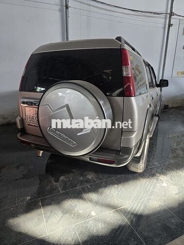 Ford Everest 2007 2.5L 4x2 MT - 250 km