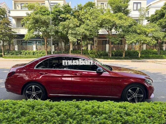 Mercedes Benz  C180 sx 2020  chạy 70000 km quá đep