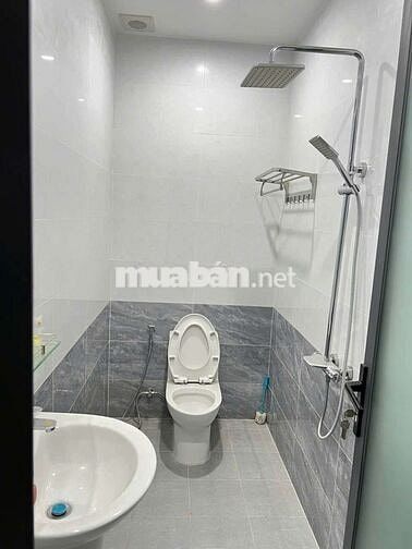 Nhà 1 trệt 3 6pn ,4wc lầu đường vườn lài an phú đông