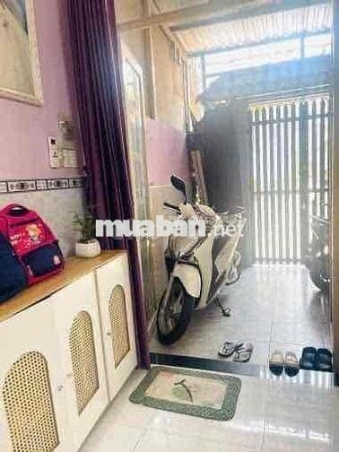 nhà trệt 4*15 đường 4m Rẻ chốt lẹ