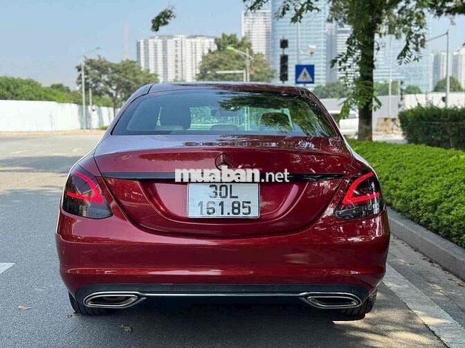 Mercedes Benz  C180 sx 2020  chạy 70000 km quá đep