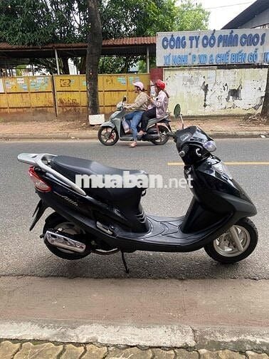 thanh lý Atila gác chân bấm zin êm xe sạch sẽ.