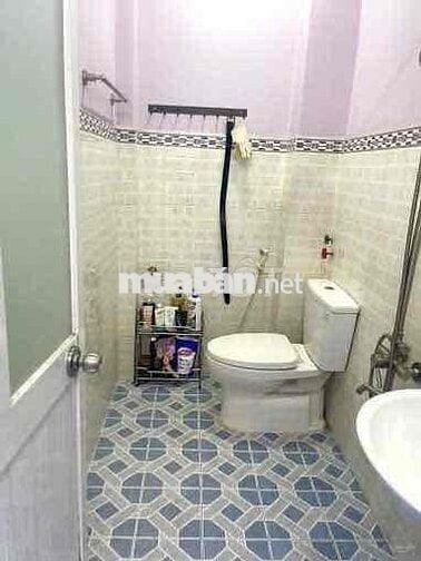 nhà trệt 4*15 đường 4m Rẻ chốt lẹ