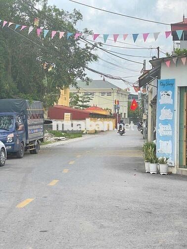 🔥 Siêu phẩm oto đỗ cửa Thư Dương-Thư phú💯💯
✅Diện tích:58m2
🌽 Mặt t