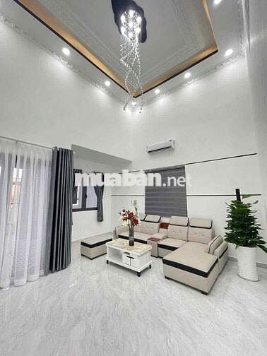 🍀🍀Cho thuê nhà nguyên căn, mới sửa xong chưa ở. Ngay kho B thị trấn Nh