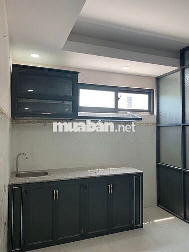 SHARE CẢ 1PN TRONG CĂN 2PN 1 WC FULL NỘI THẤT