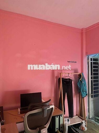 Cần share lại phòng trống trong nhà nguyên căn