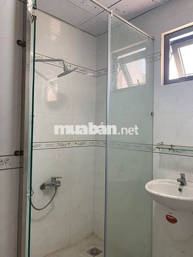 SHARE CẢ 1PN TRONG CĂN 2PN 1 WC FULL NỘI THẤT