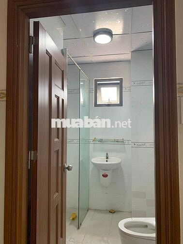 SHARE CẢ 1PN TRONG CĂN 2PN 1 WC FULL NỘI THẤT