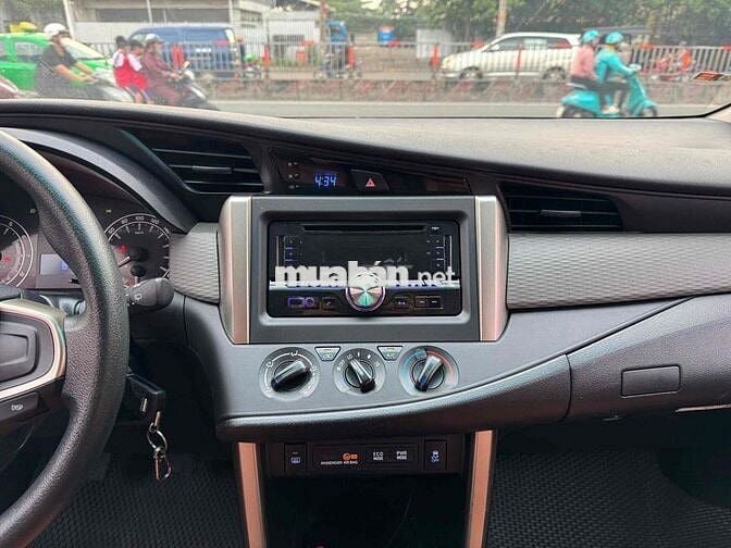 Toyota Innova 2018 2.0E - 90000 km không lỗi
