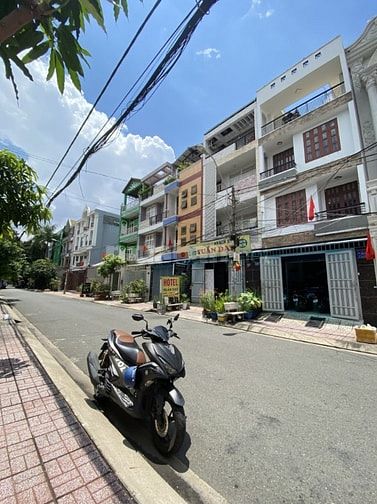 Bán nhà đang kinh doanh KS Phan Anh - Tô Hiệu - Q.Tân Phú - 5m x 16m