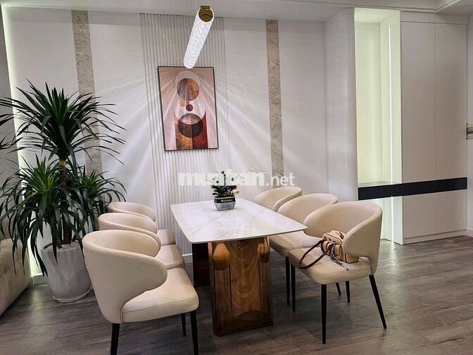 Căn góc 3 ngủ Intracom 33 – 135m², full nội thất, hướng Đông Nam