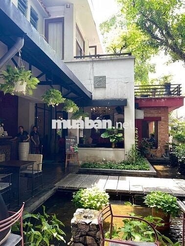 SÂN VƯỜN 18M DÀI 30M PHÙ HỢP LÀM CAFÉ NHÀ HÀNG TRUNG TÂM QUẬN 1