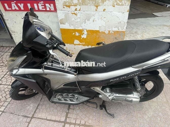 xe honda Air Blade binh xăng phun Fi nhựt dời 2012