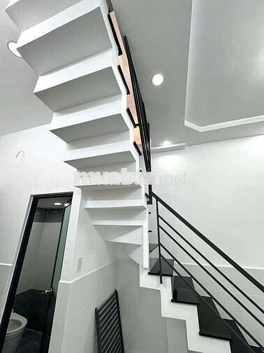 NHỈNH 3 TỶ,  NHÀ ĐẸP 2 TẦNG  GIÁP TÂN PHÚ, TÂN HƯƠNG ,  4 XÃ